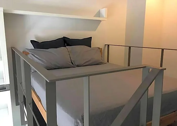 Upscale Loft 3 Mins To Bts Thonglo ホテル バンコク都